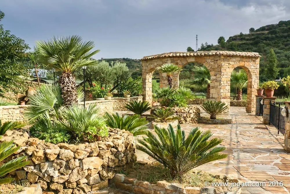 Maison d'hôtes Casale Del Golfo à Castellammare del Golfo 0*,